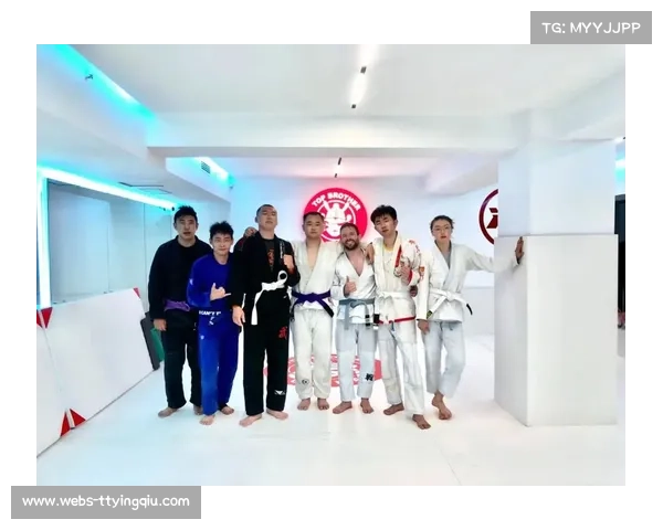 上海特警总队指导巴西柔术比赛强化执法安全保障与实战应用