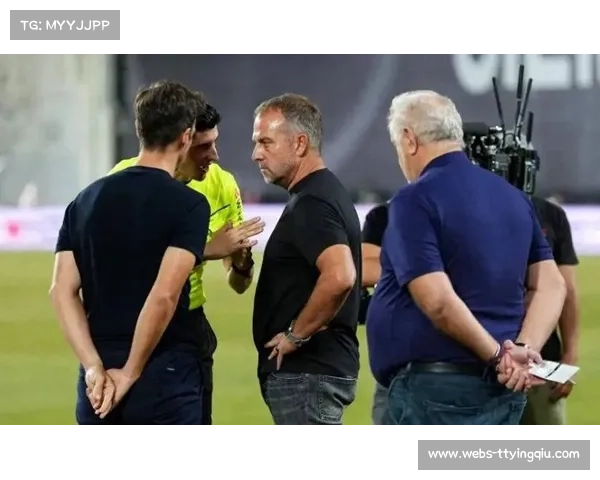 巴萨遭遇重创莱万股二头肌撕裂伤缺六周锋线仅剩拉什福德支撑